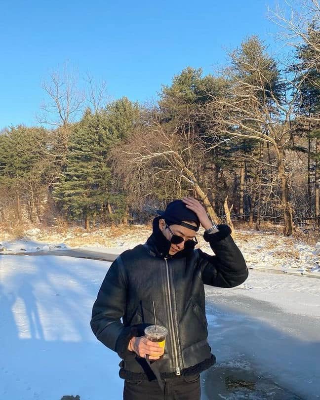 상남자 스타일 무스탕 입기🧔🏻‍♂️🐏 이미지