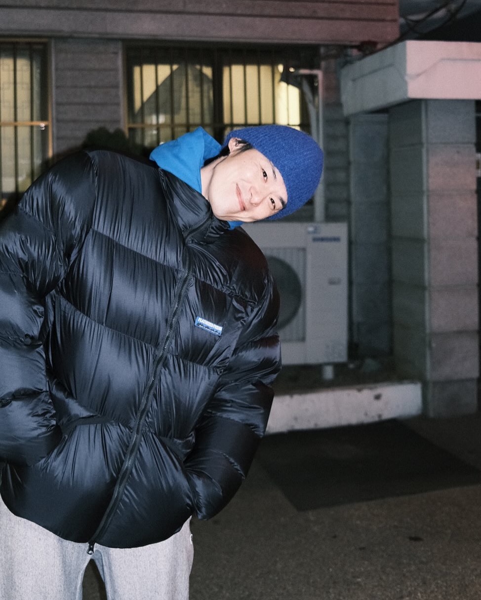 패딩은 블랙이지🥷🏿​ 이미지4