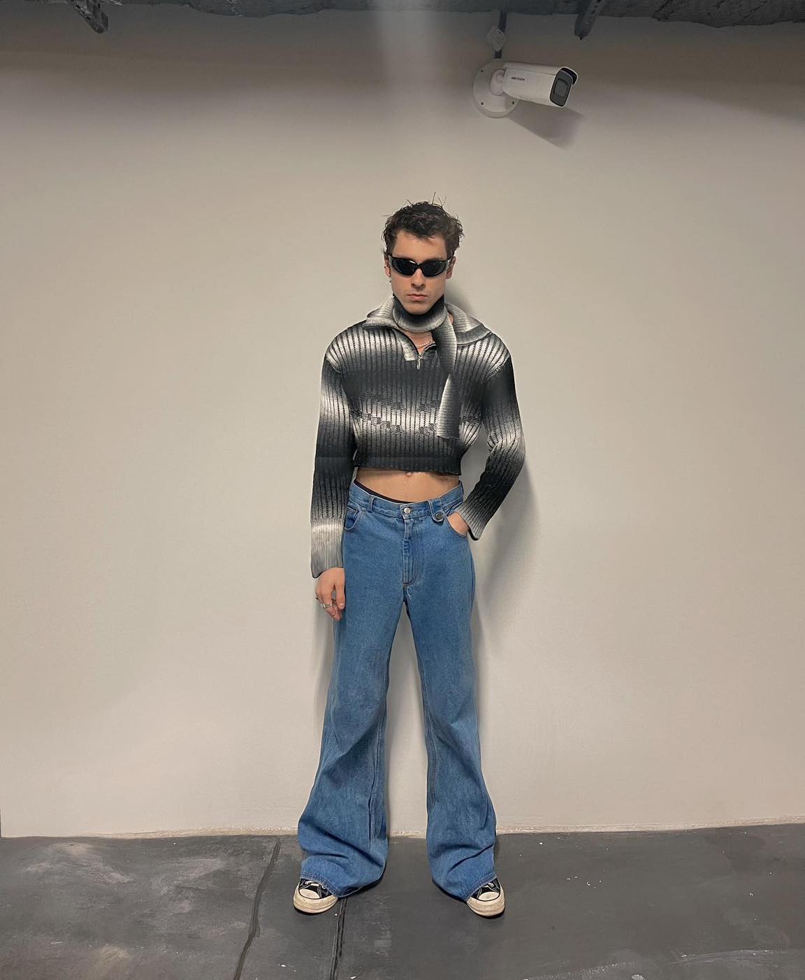 점점 더 과감해지는 부츠컷 라인👀 이미지7