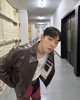 이름보단 밝은 그레이 스타일링🌚 이미지