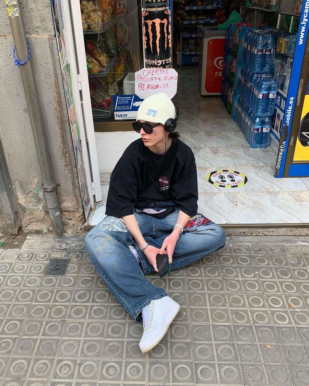 더워도 비니만한게 없지🌞 이미지