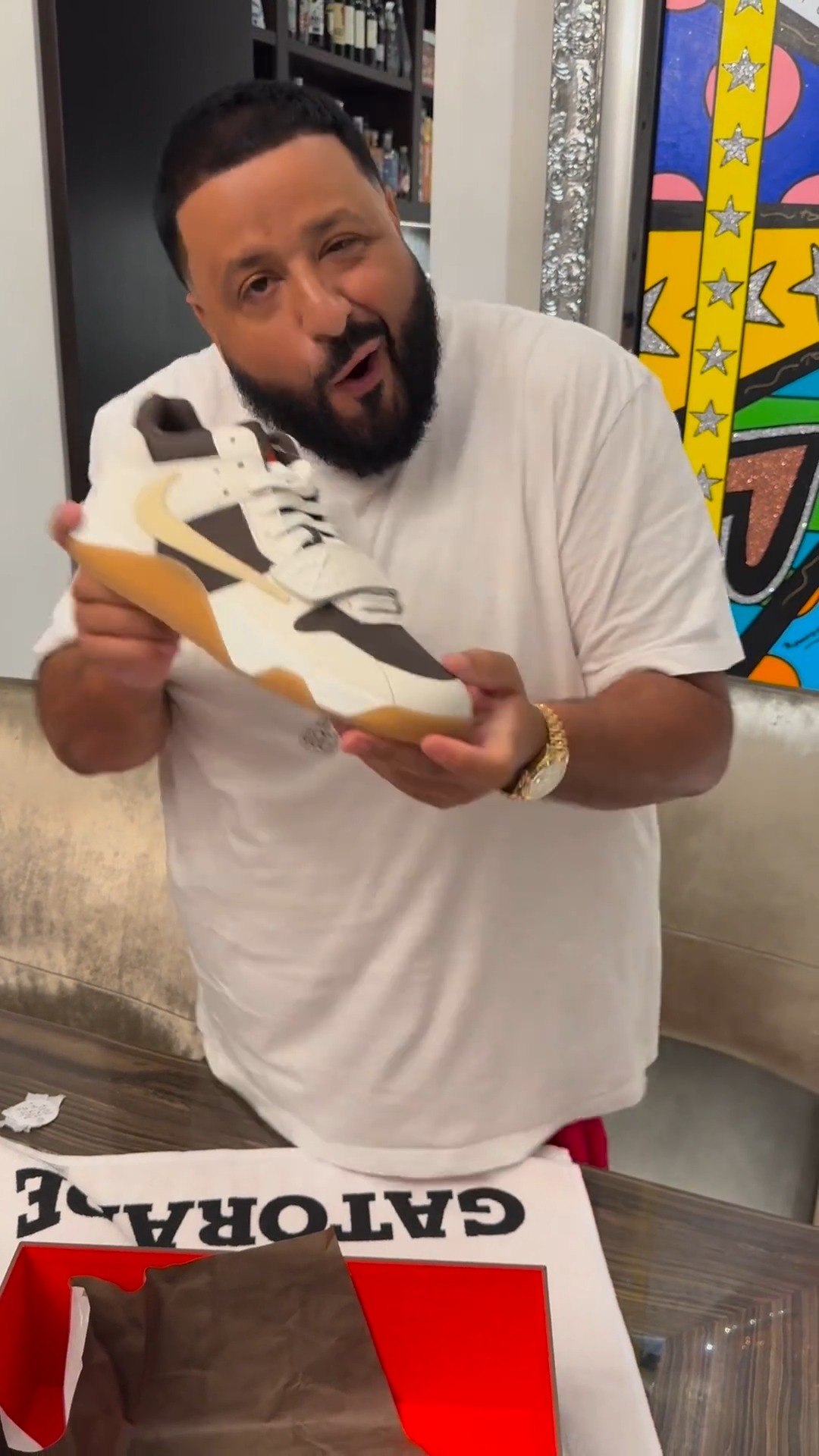 디제이 칼리드가 공개한🎙️🌵트래비스 스캇 점프맨🔥 이미지