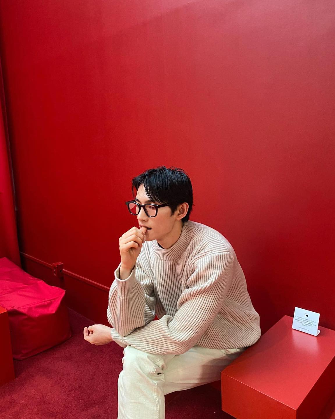 툭 걸쳐도 태나는 박형섭 기럭지🕺🏻 이미지3