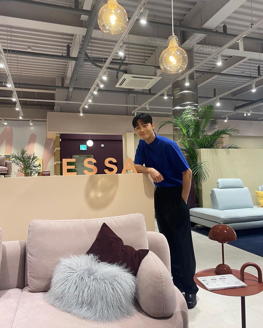 반팔니트도 잊지말자😎👕 이미지4