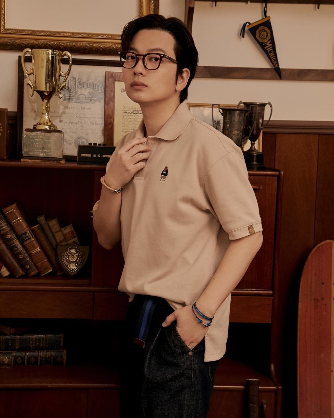 요즘 핫한 동휘형😎 x 🐻@휘아유
여름 진리 반팔셔츠👕🏈무신사 한정발매 곰돌이ㄱㄱ #광고 이미지9