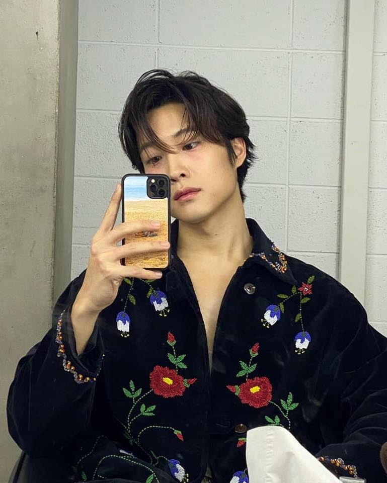 봄이니까 형들처럼 꽃무늬💐 이미지7