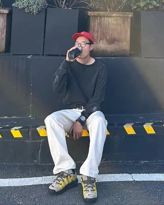 겨울에도 흰바지는 옳다🐚 이미지