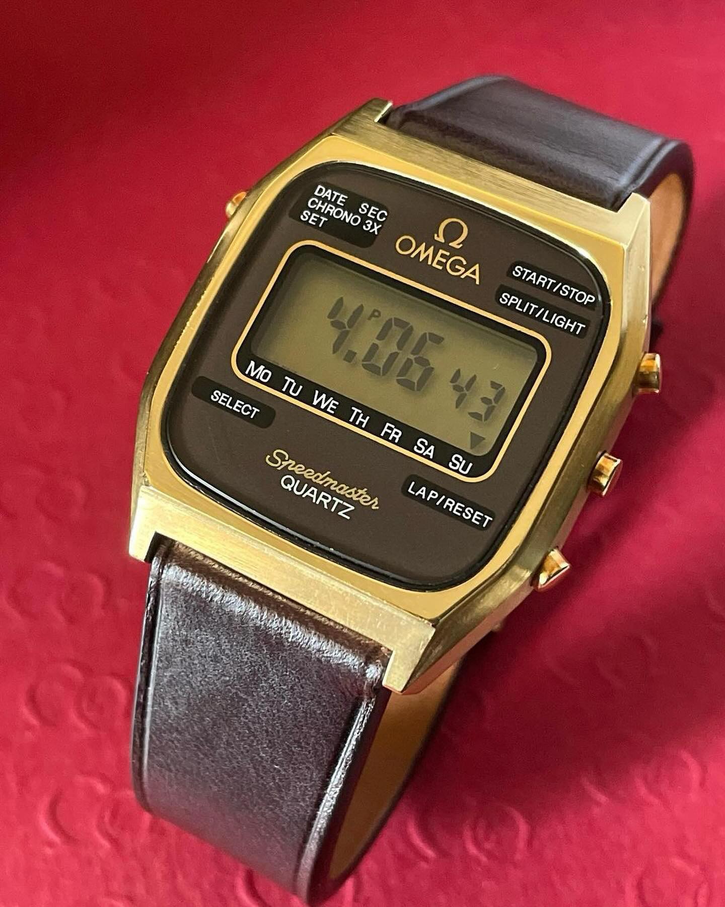 생소해서 더 갖고픈 빈티지 오메가😮 이미지"