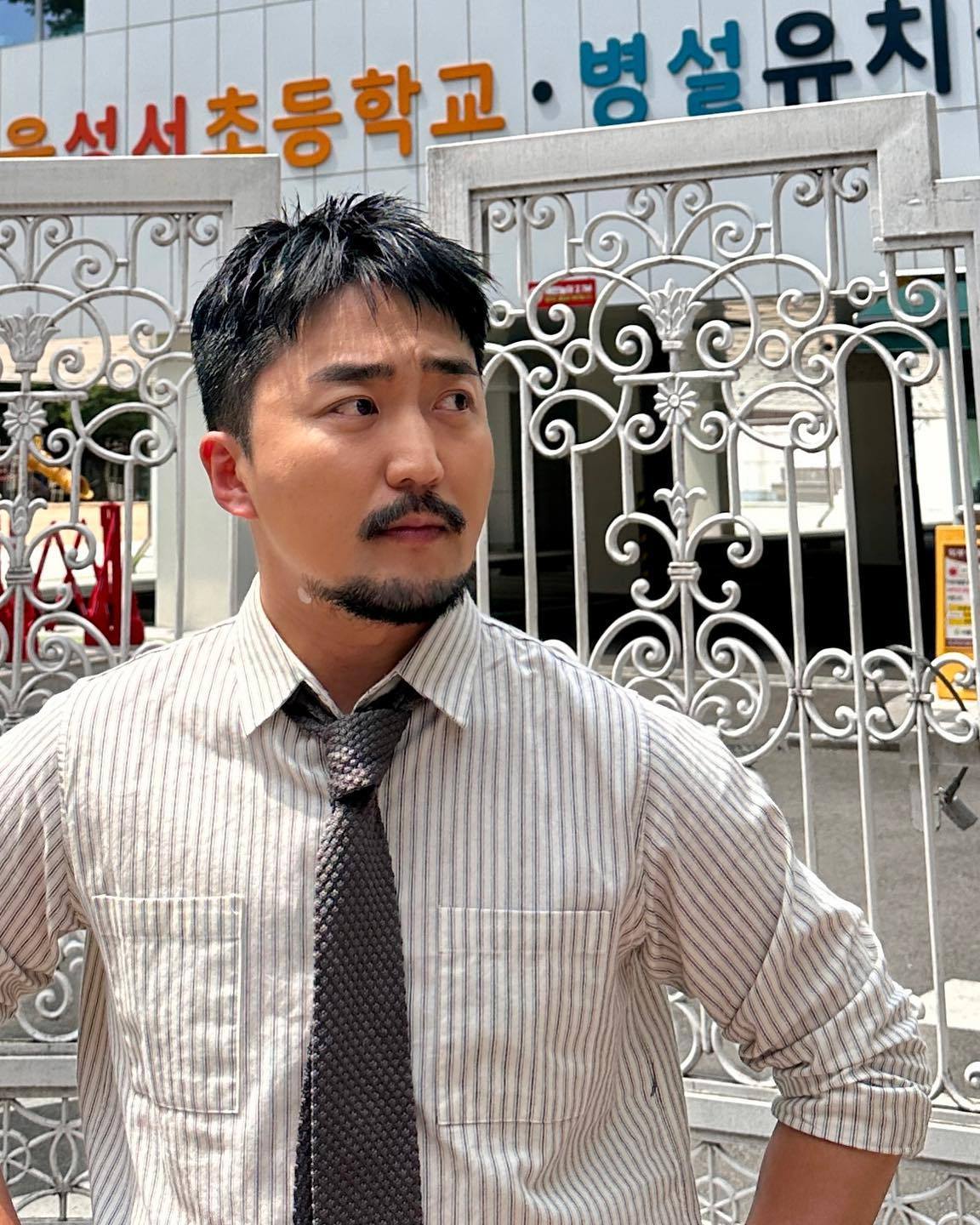 깔쌈한 유병재 셔츠코디👔 이미지5