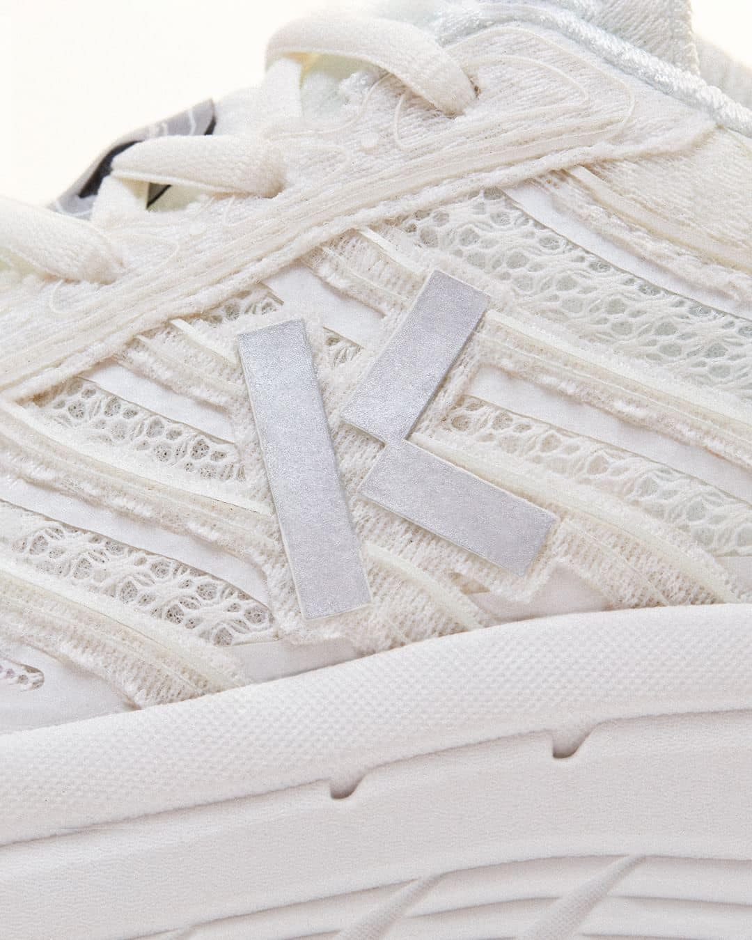 니고의 겐조 러닝 스니커즈🏃♂️👟 이미지3