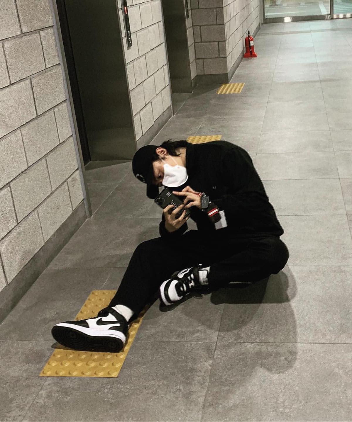 장발 더해진 기리보이 패션센스✌️ 이미지6