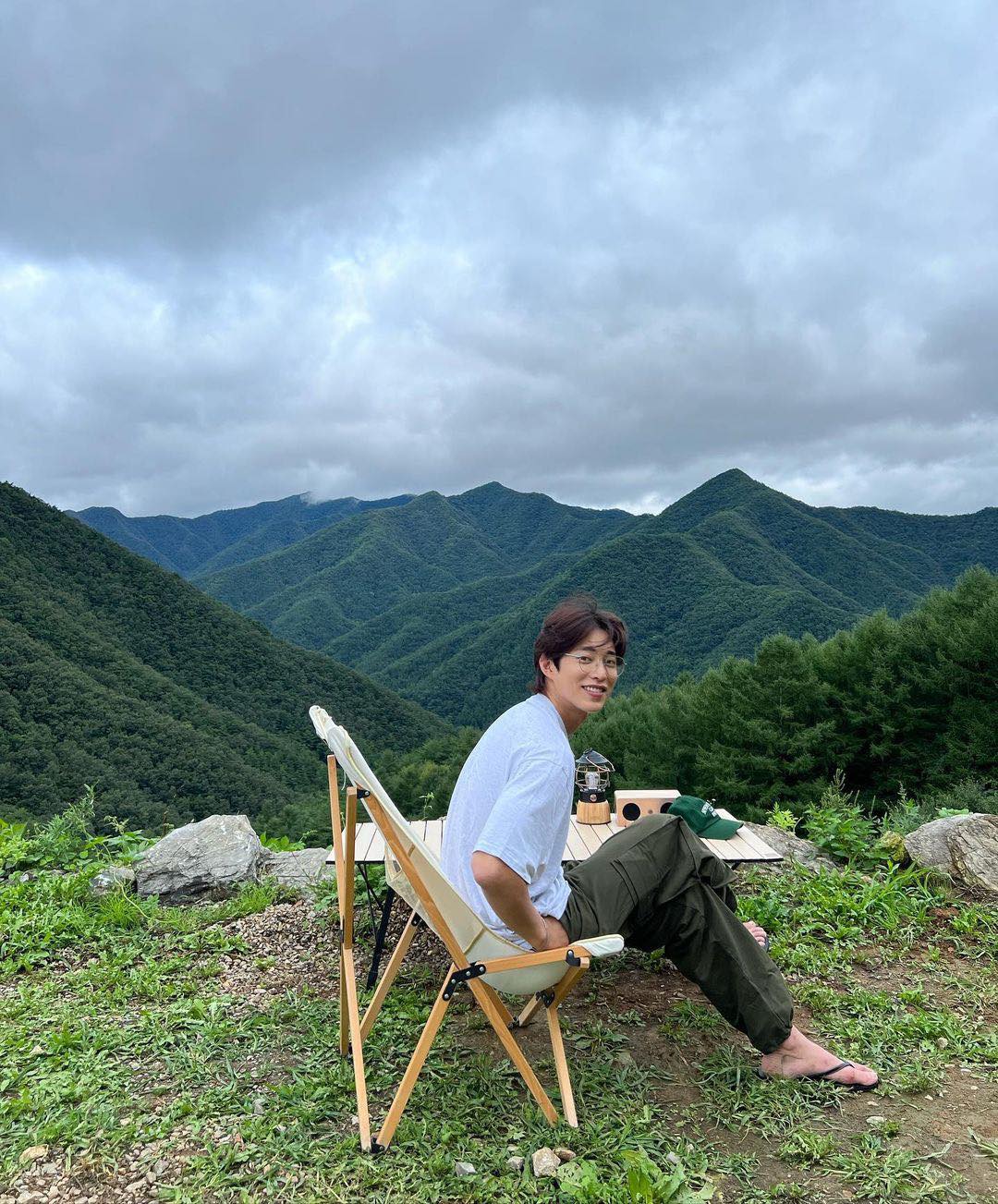 이목구비 너무 시원한 형 데일리룩🌊 이미지