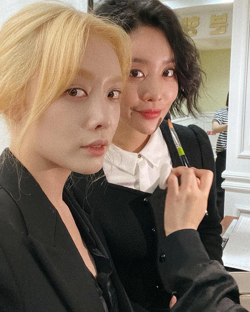 아직도 적응 안되는 우정사진👯 이미지6