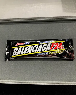 초코바 같은 발렌 쇼 초대장🍫 이미지