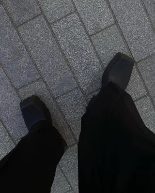 일단 발은 절대 안 젖을듯☔️ 이미지