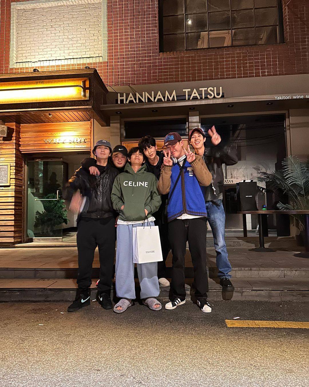 델룩도 친구랑 같이📸  이미지