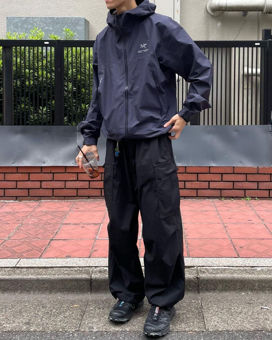 살로몬과 카고팬츠 찰떡궁합⛰️🥾 이미지