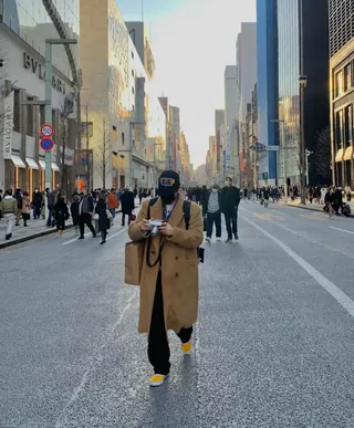 두껍 코트로 중무장⚔️🧥 이미지"