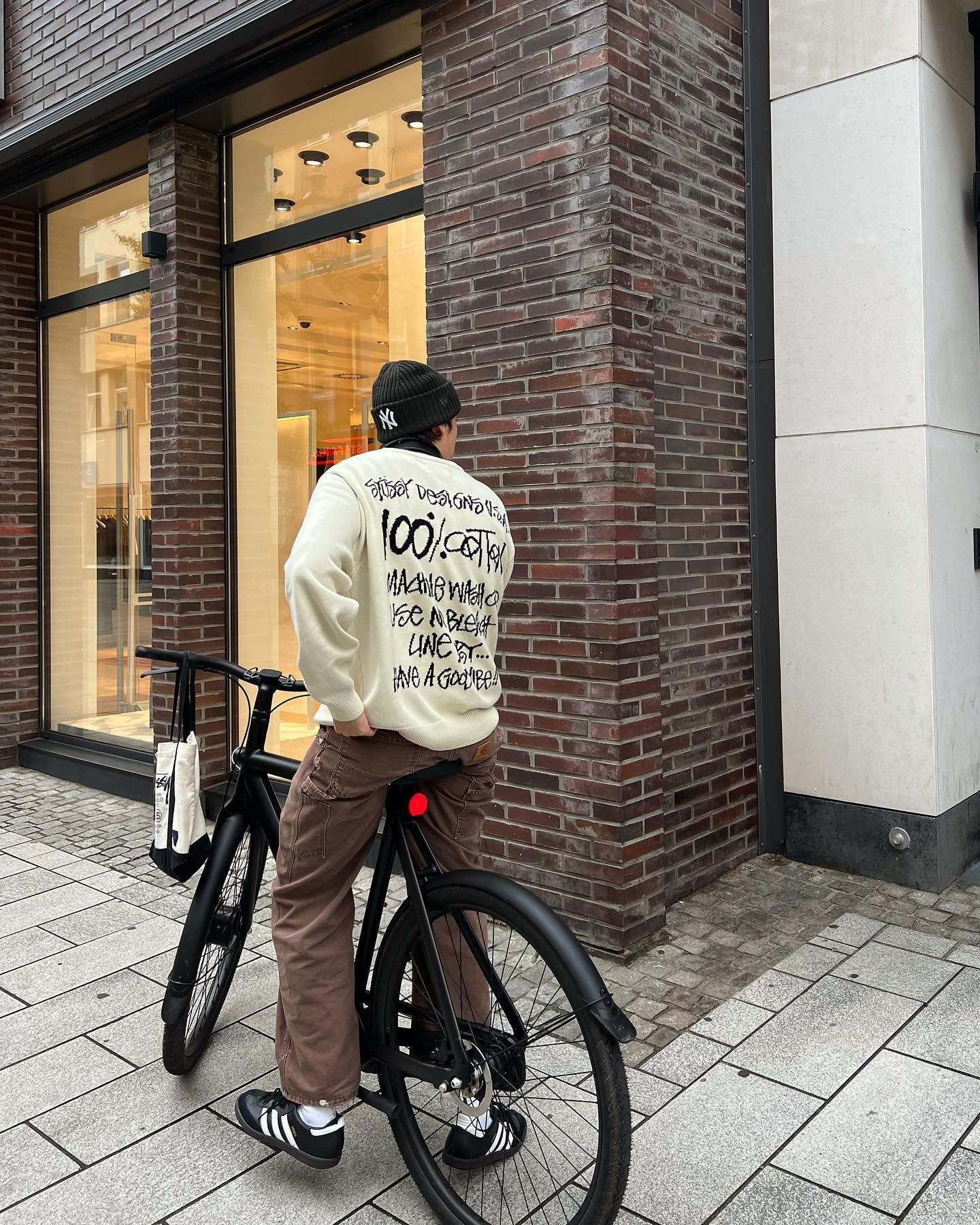 어디든 잘 어울리는 아이보리🐩 이미지"