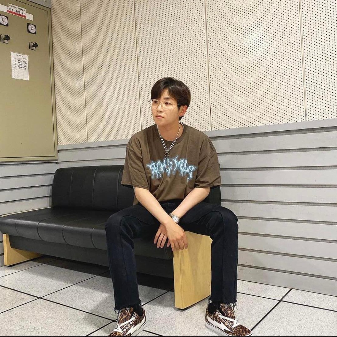 딘딘은 딘딘🎤 이미지