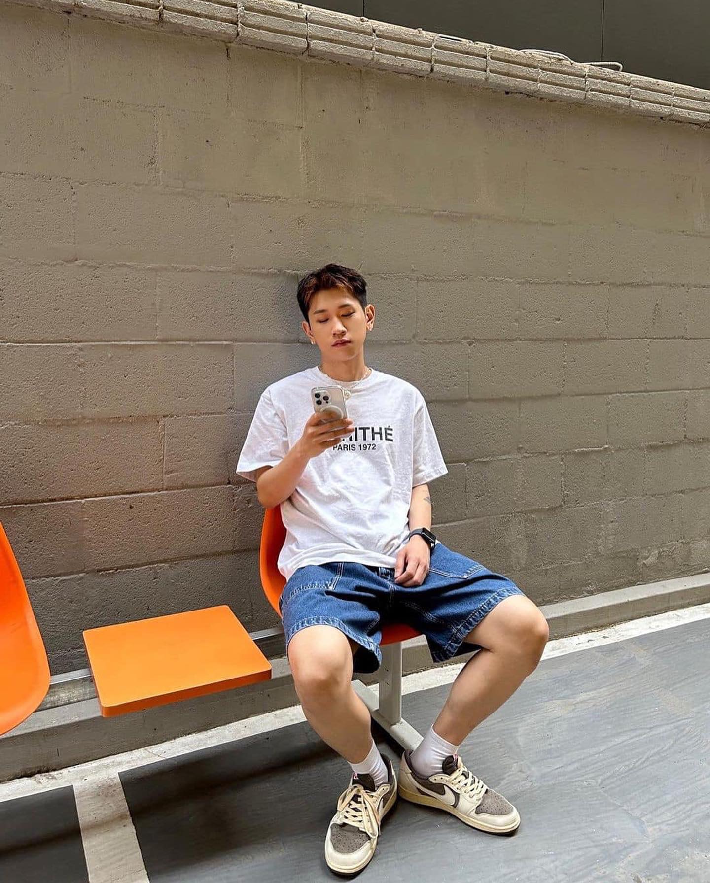 여름에는 조던1스캇 로우🏀🎤 이미지"