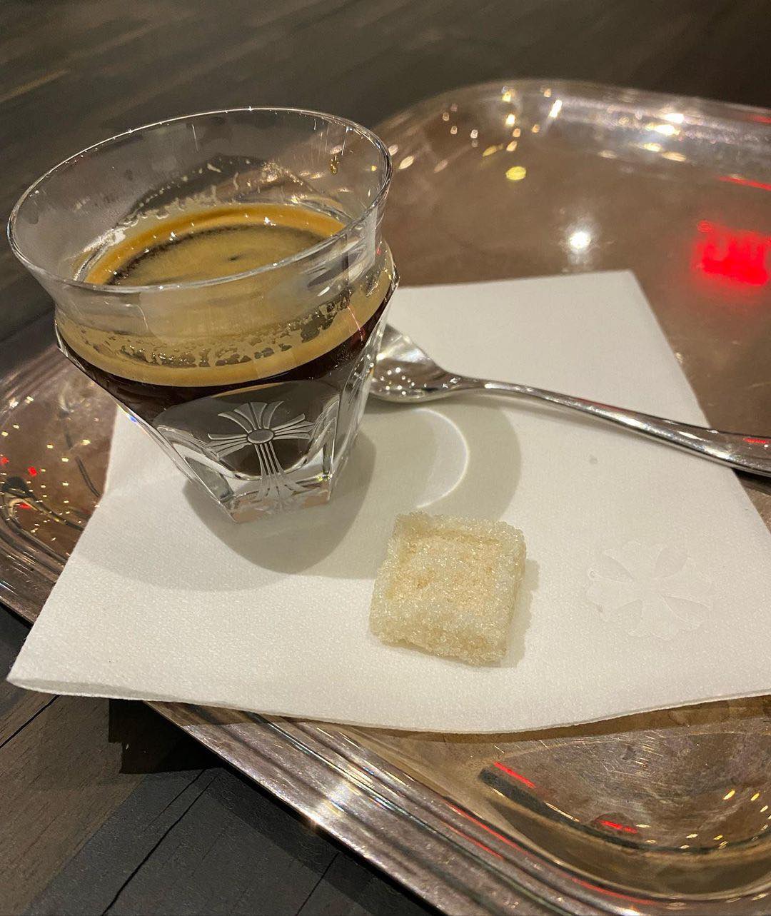 일상 속 시선강탈 크롬하츠 디테일⚜️ 이미지"