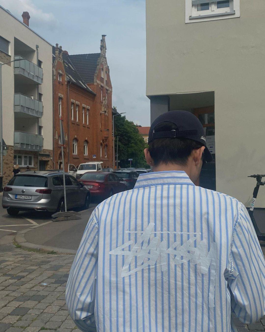 여름 셔츠 에센셜: 스트라잎👔 이미지