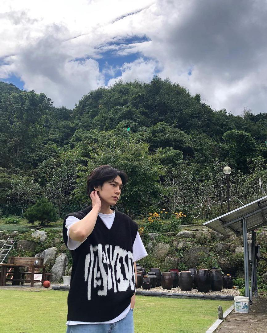 배우 강유석 데일리룩📦 이미지