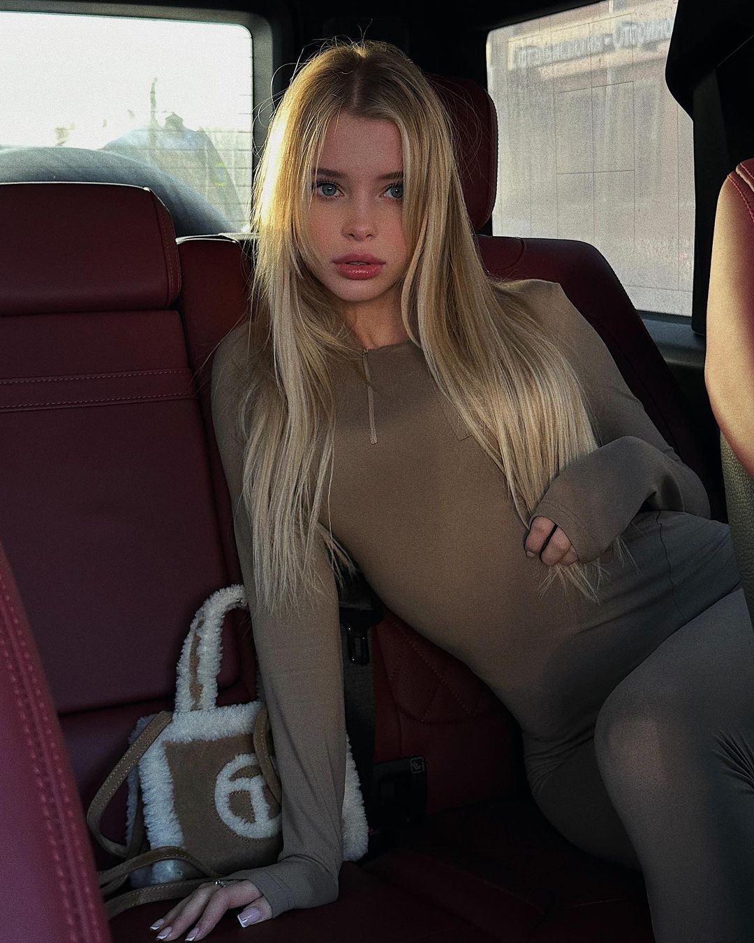 벤틀리 ASMR걸 보고 가십쇼🎙 이미지8