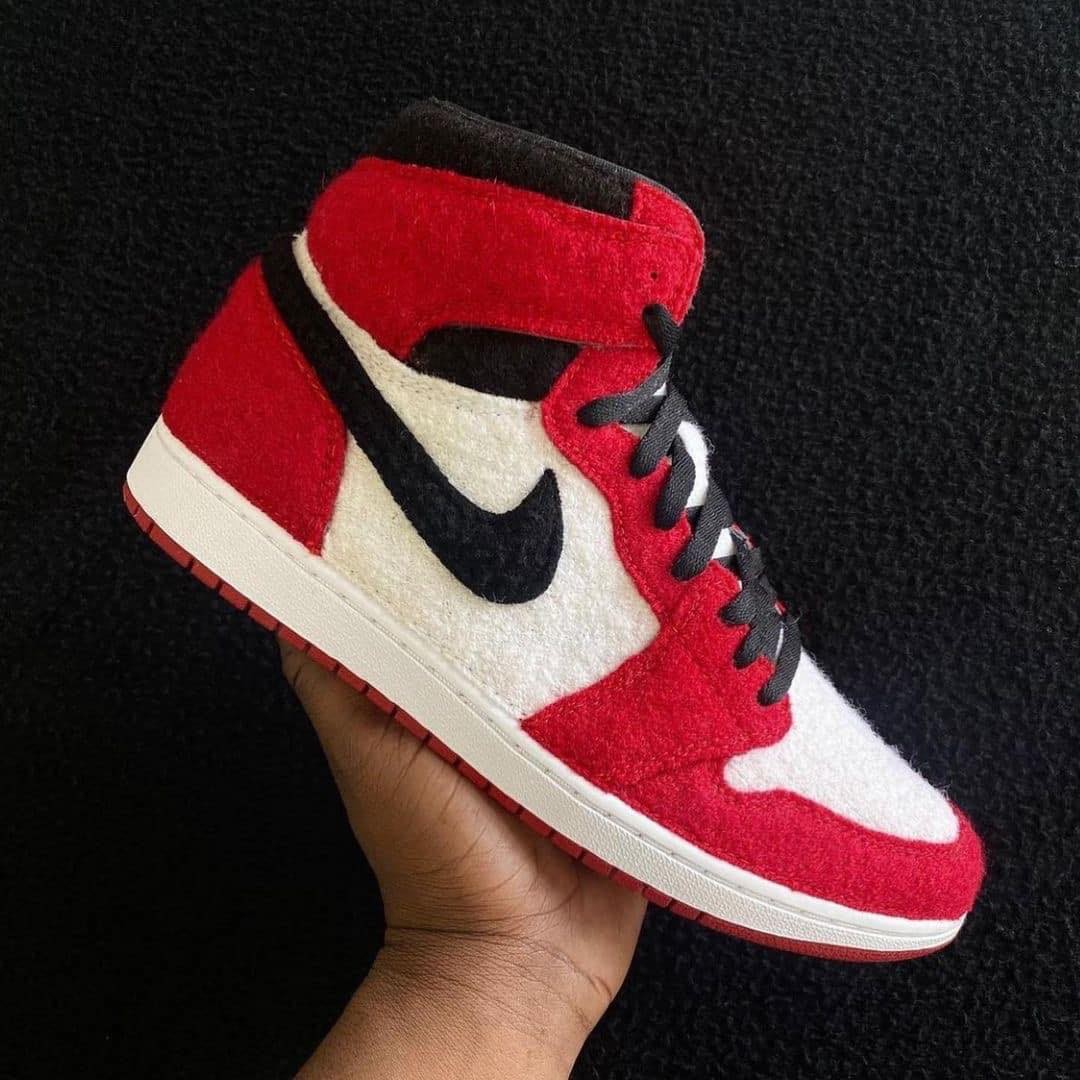 울로 나이키 신발 뒤엎기🧶 이미지