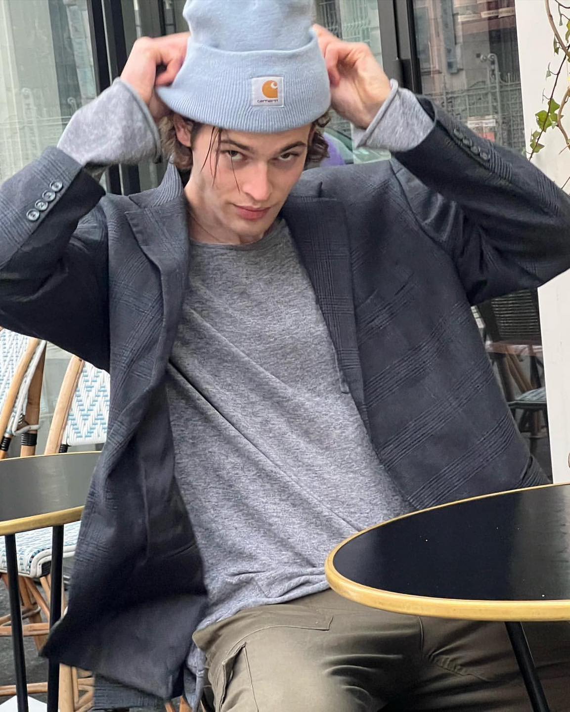 비니쓰는 여러가지 방법📚 이미지