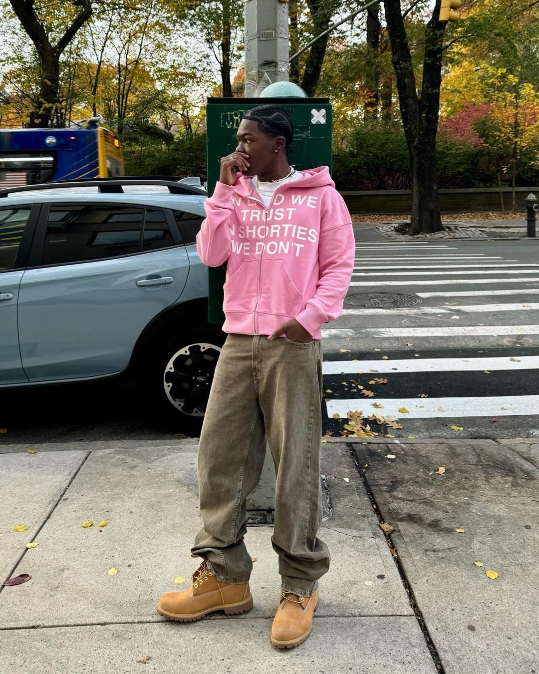 상의엔 핑크 고집 있어야지🌸 이미지