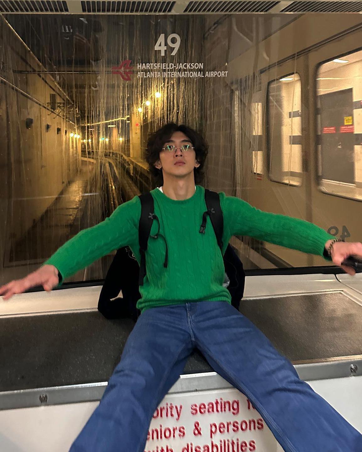 레트로 스타일링 장인 최정훈 코디🕺🏻 이미지