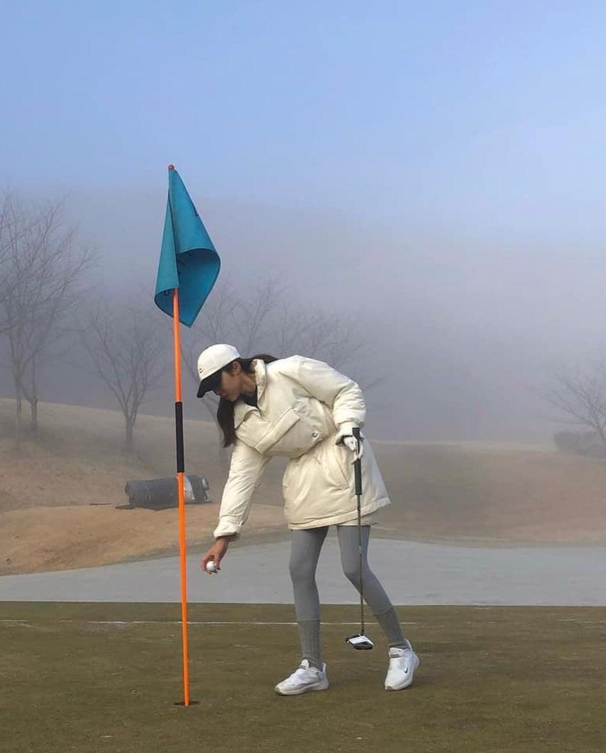 운동 취미 가져보자 🧘🏻‍♀️🤸🏻‍♀️🏌🏻‍♀️🖤 이미지6