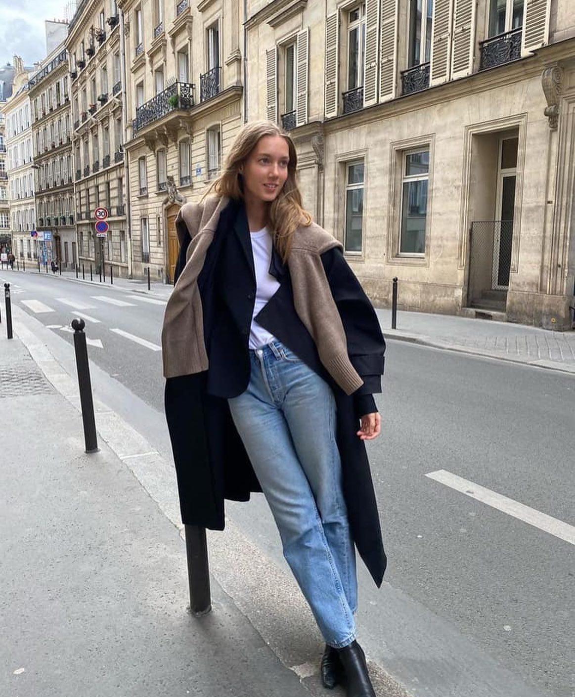 청바지에 무지티 입기🖤👖 이미지3