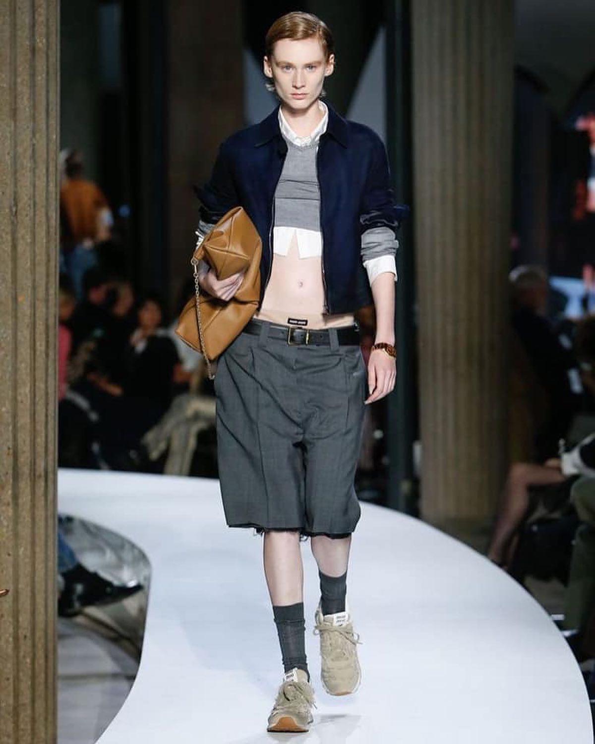 로우 웨이스트가 돌아왔다🧡 이미지4