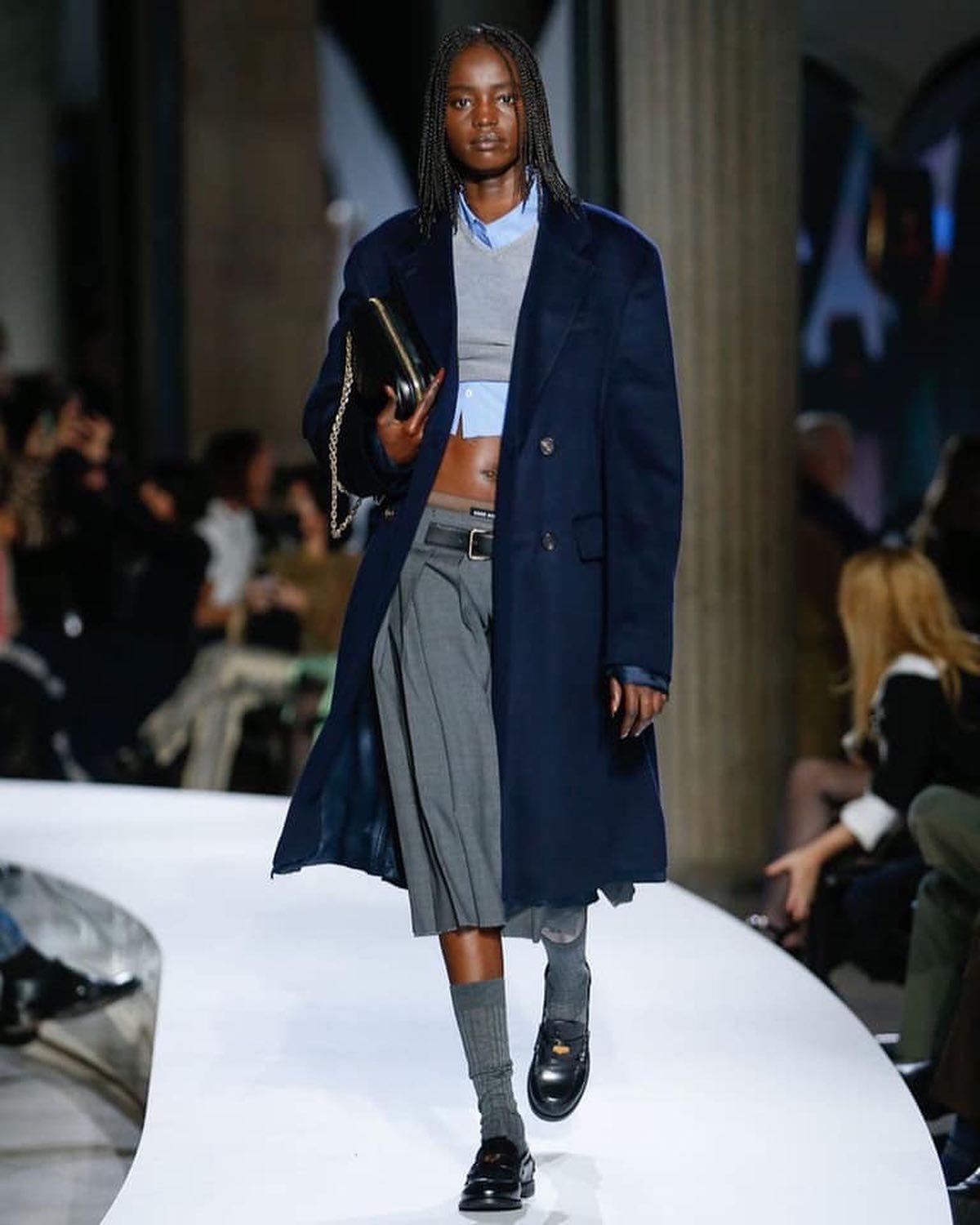 로우 웨이스트가 돌아왔다🧡 이미지6