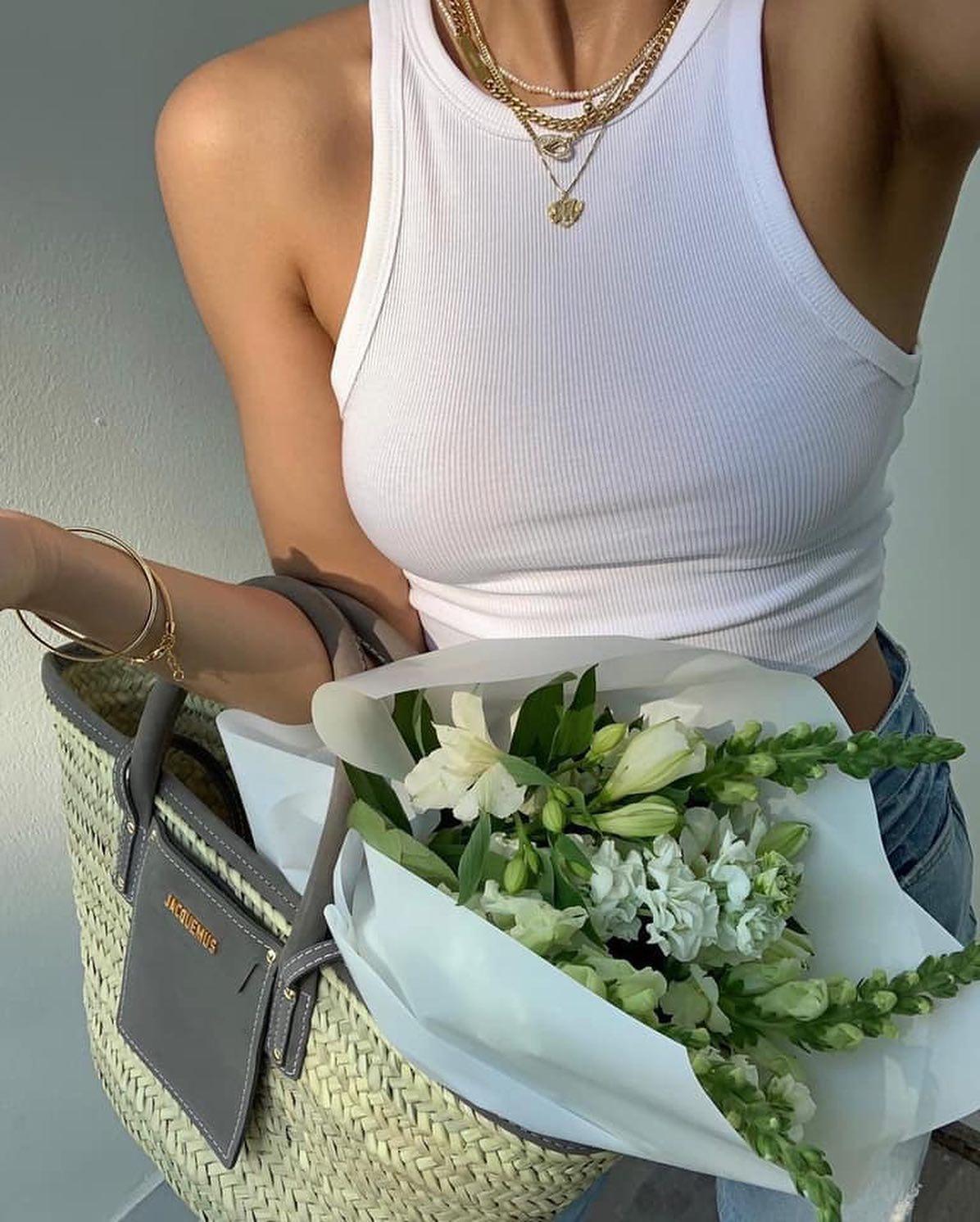 크롭탑 심플하게 입기🤍💛 이미지6