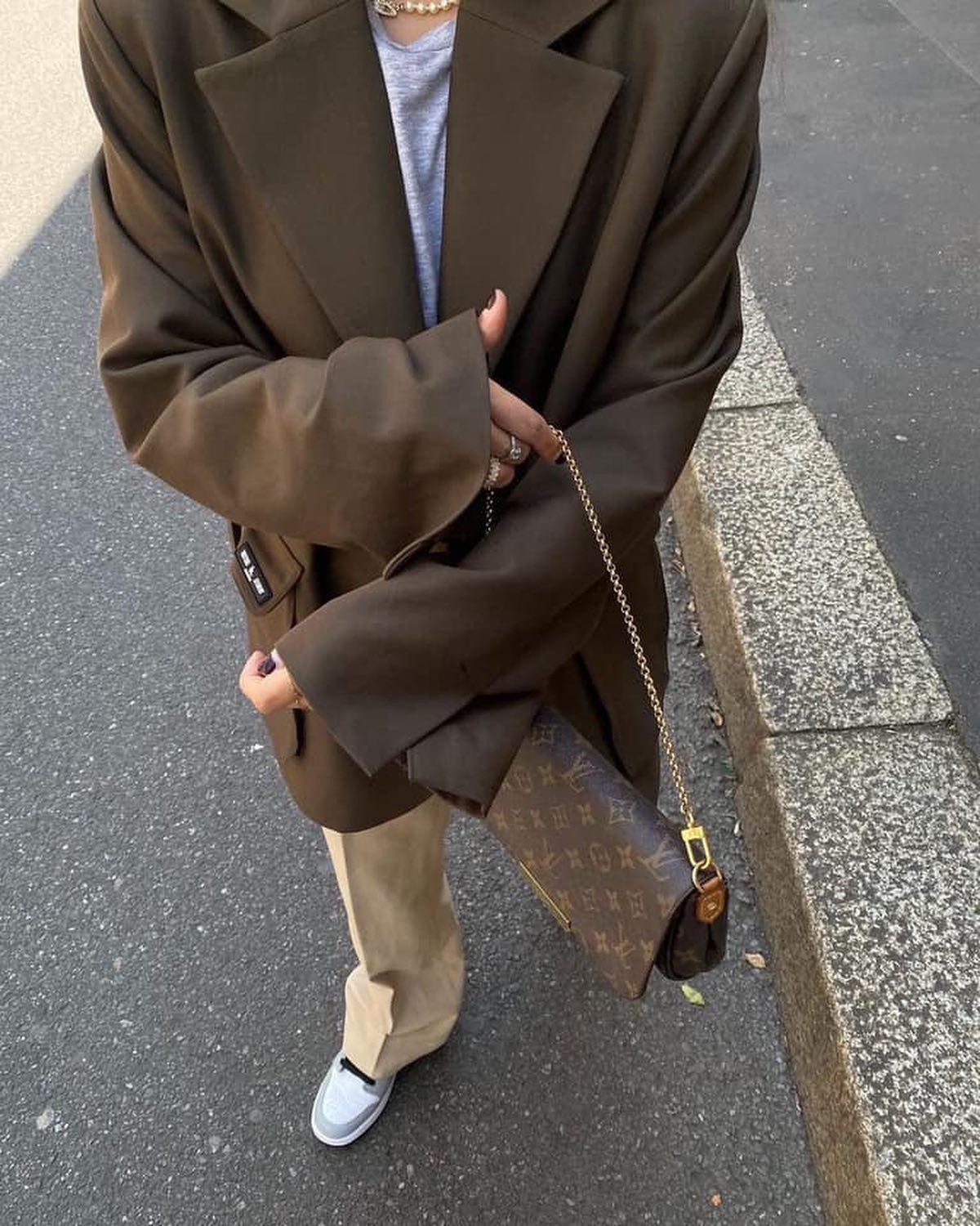 구하기 힘든 루이비통 미니백🤎💛 이미지5