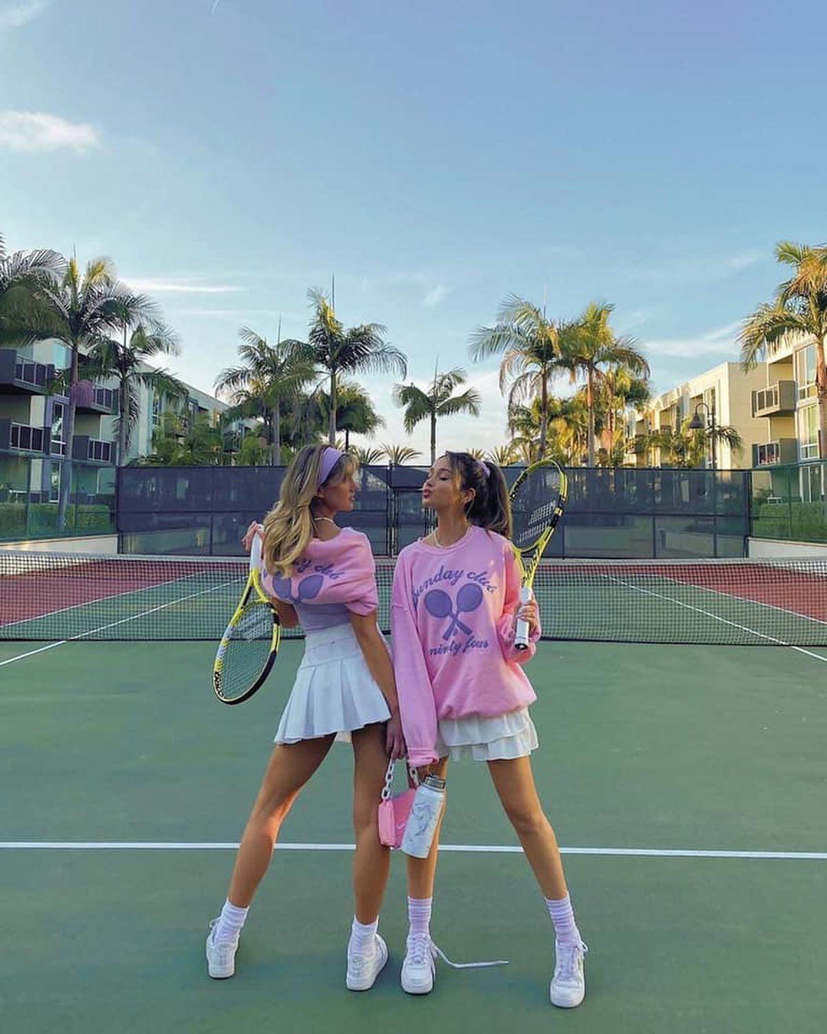 테니스 하고 싶어지는 룩🎾🤍 이미지5