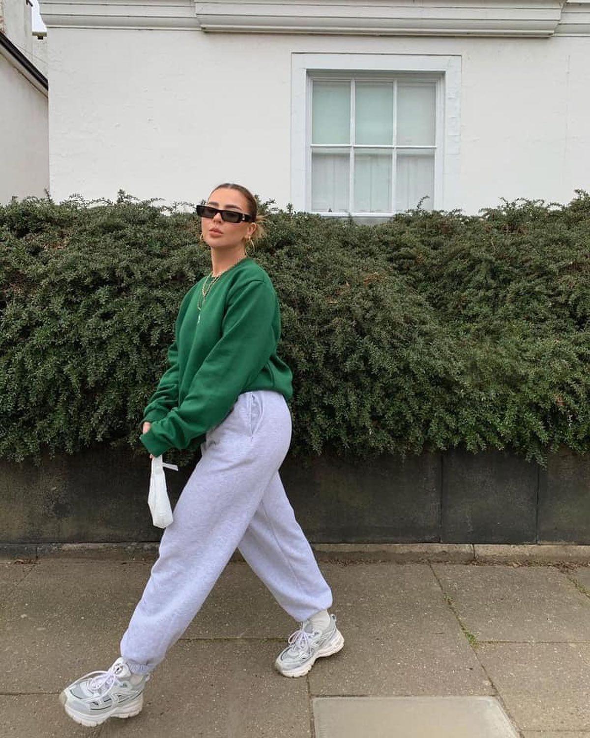 애슬레저에 미니백👜💚 이미지