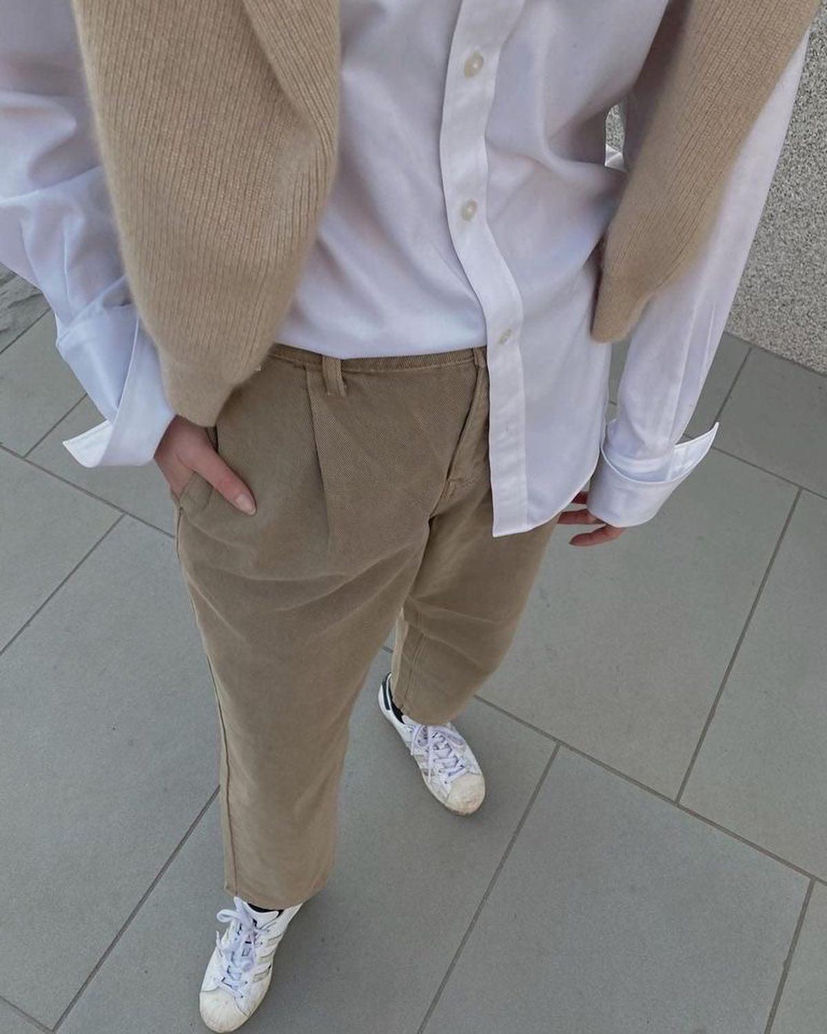 화이트셔츠룩 모아보기👀🤍 이미지