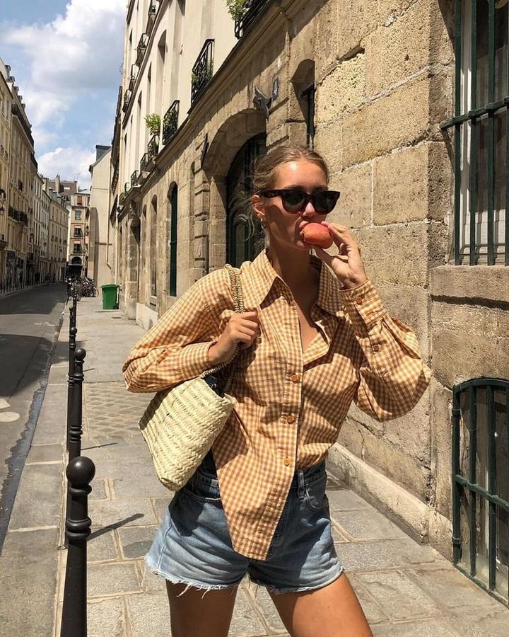 지금이 숏팬츠 입을 시기🌤🤍 이미지4