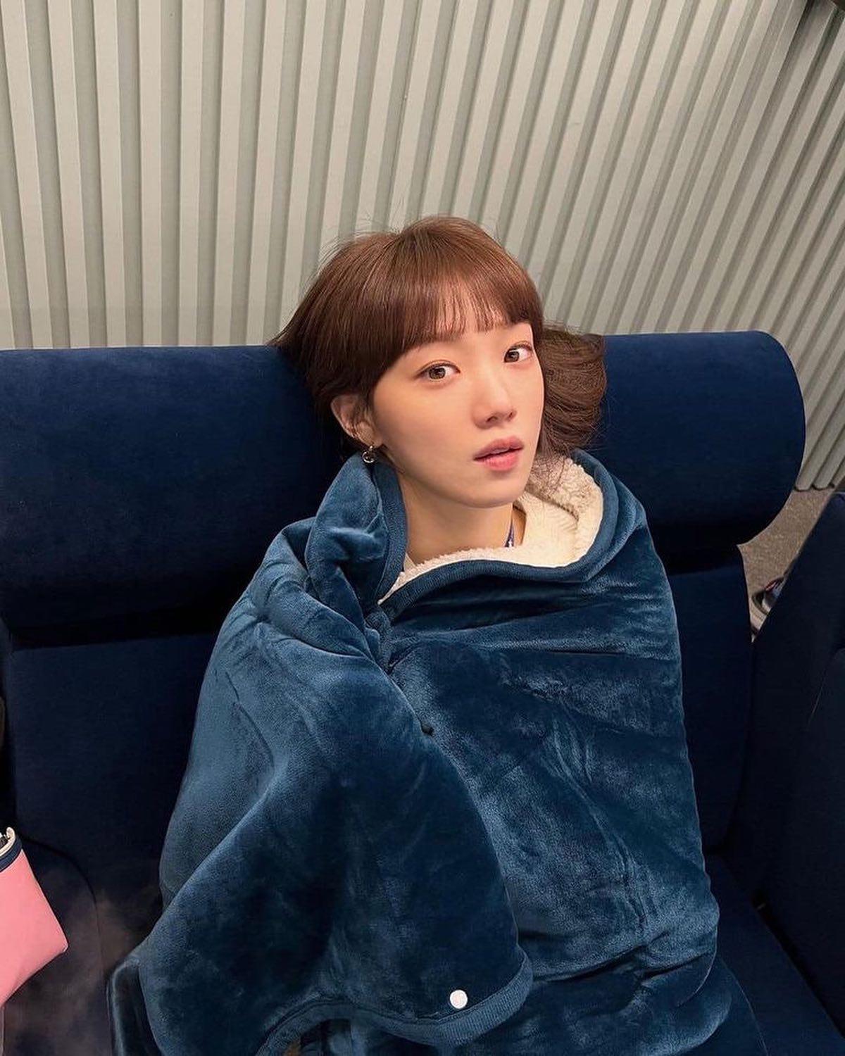 풀뱅 찰떡💗@이성경데일리🫶 이미지4