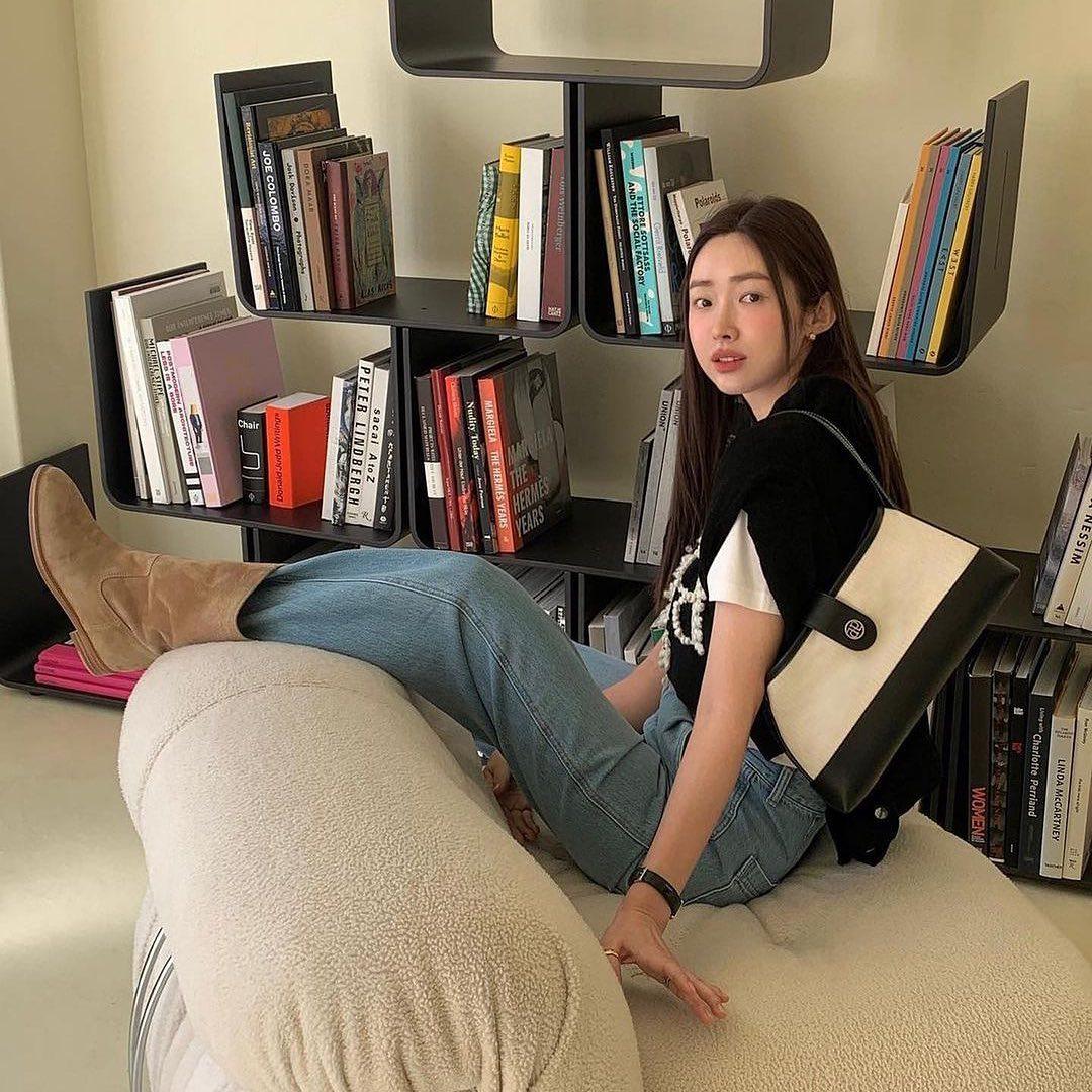정원언니 @여름백🤍🖤드파운드 이미지"