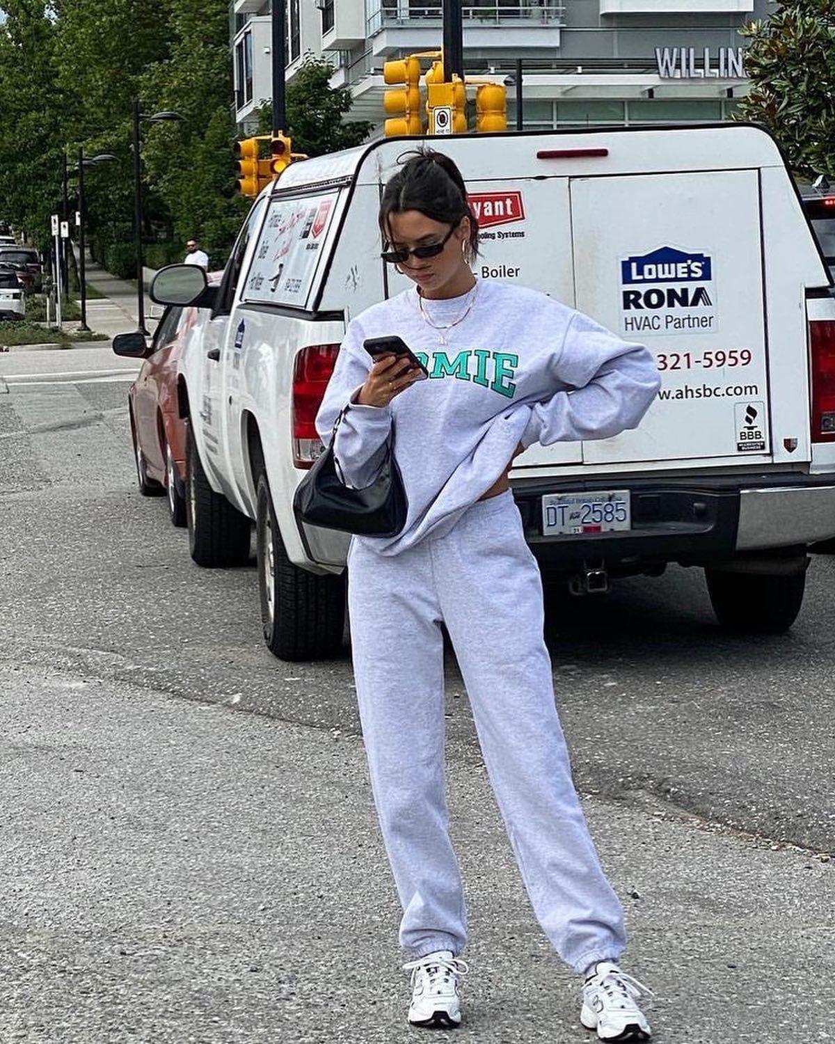 트레이닝 세트는 역시 회색이지🐘 이미지4