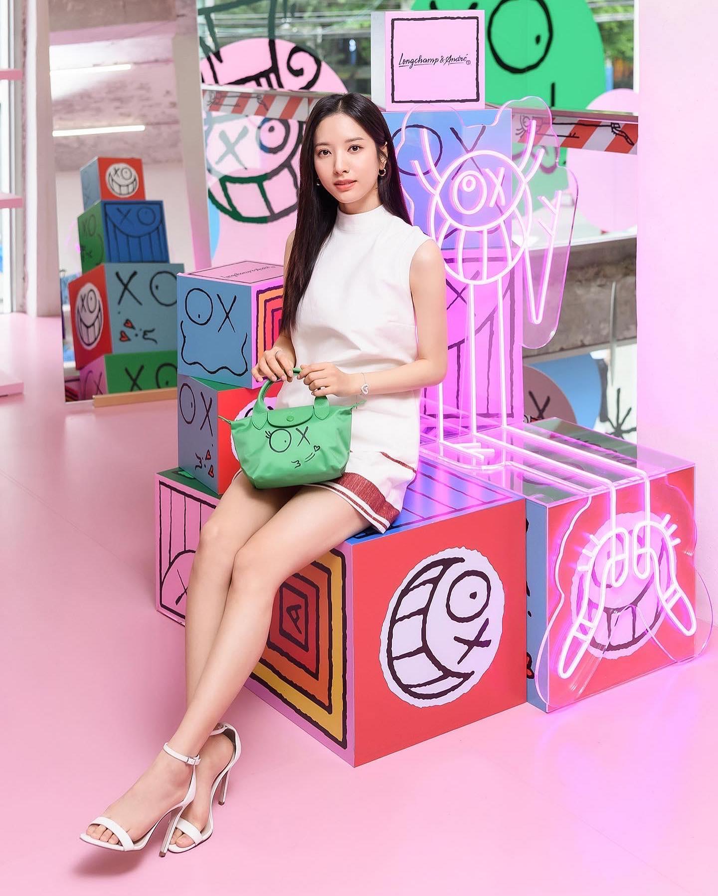 보나, 미노이, 송해나의 그 가방👛
롱샴 X 앙드레 요즘 제일 핫한 롱샴 팝업💖💕@구경해 #광고 이미지4