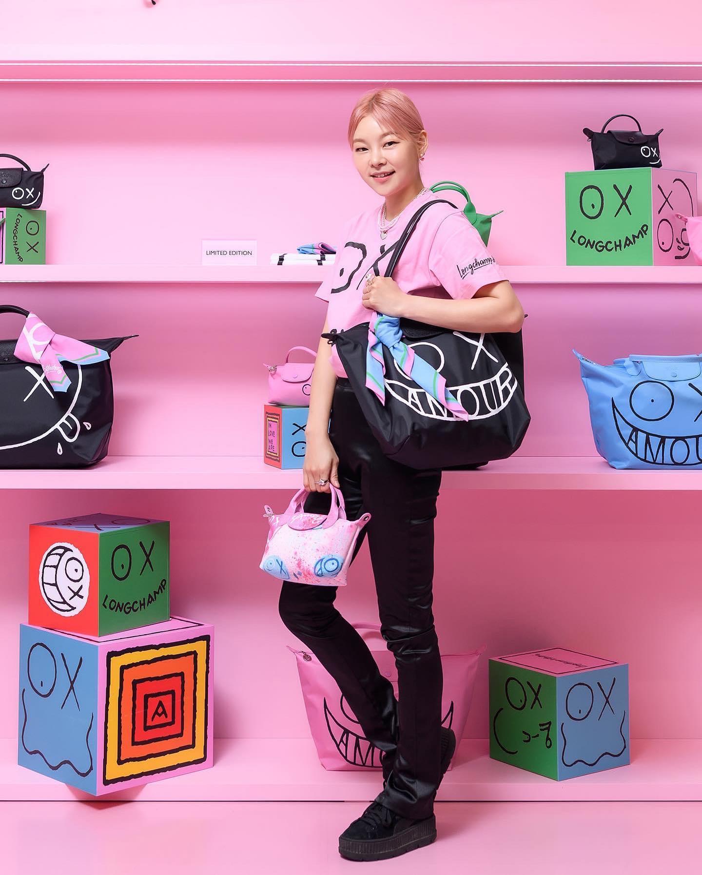 보나, 미노이, 송해나의 그 가방👛
롱샴 X 앙드레 요즘 제일 핫한 롱샴 팝업💖💕@구경해 #광고 이미지6