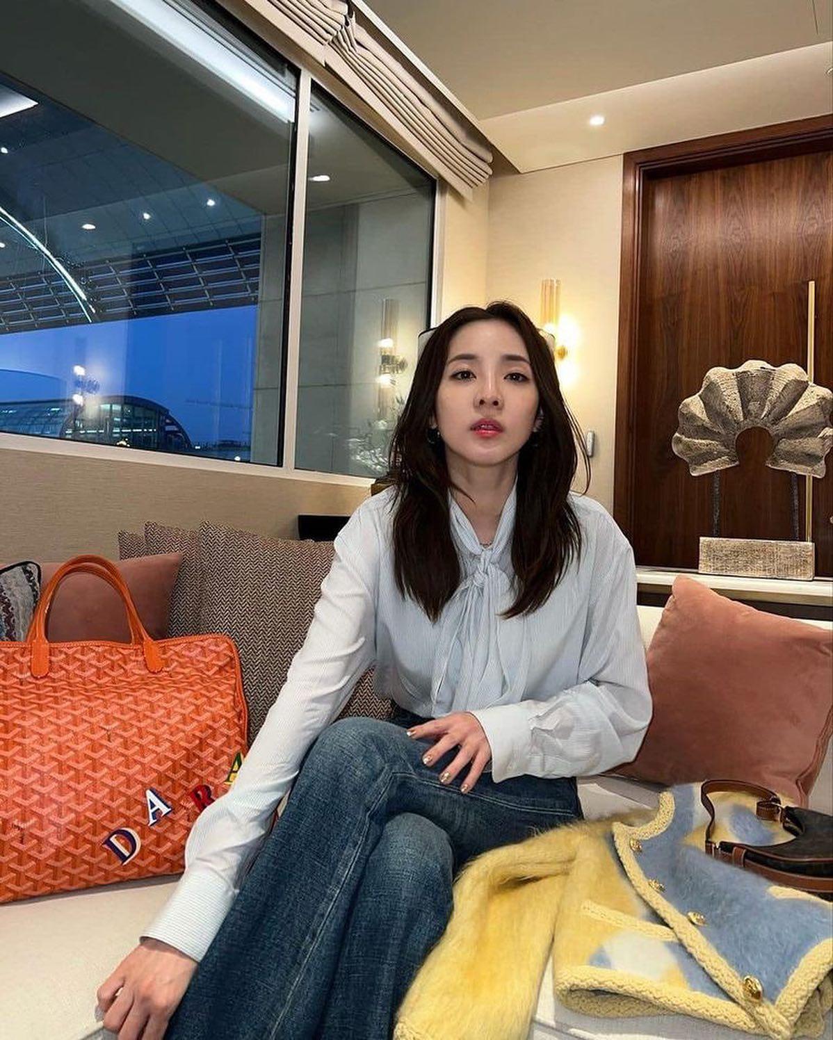 독보적 패션@다라언니 일상🔥🖤 이미지5
