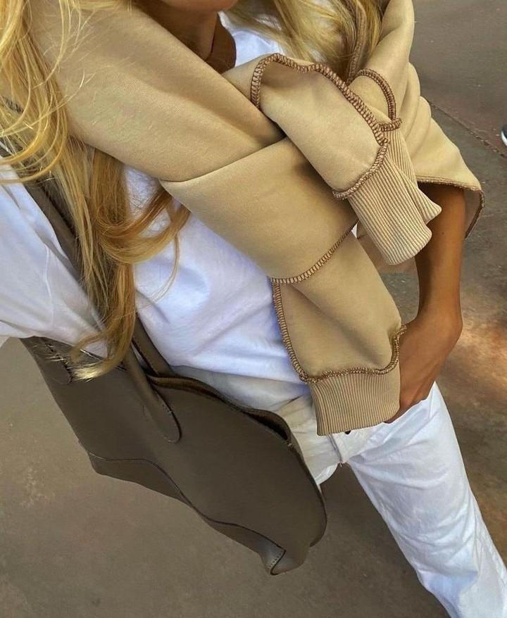 흰티만 입어도 이뻐🕊🤍 이미지6